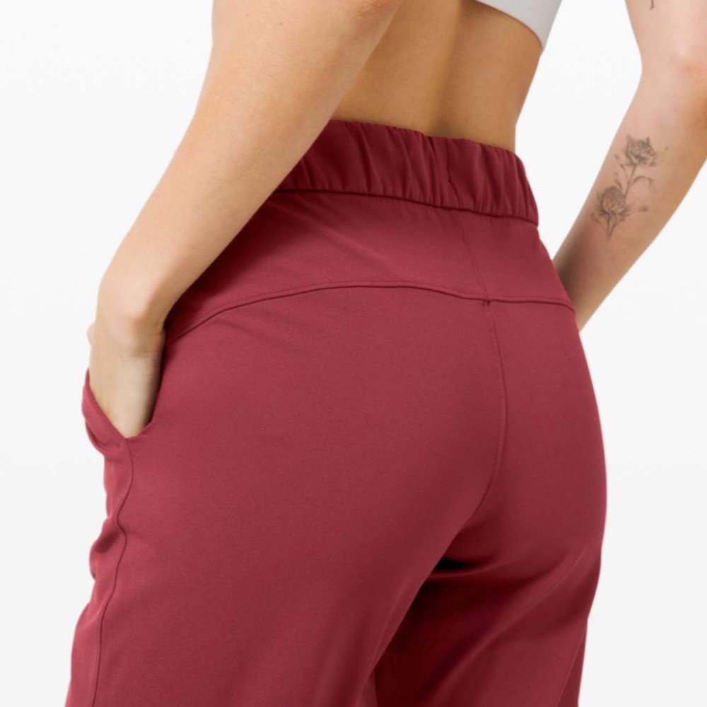 New Lululemon On The Fly 7/8 Pant CHIA - Picture 4 of 7